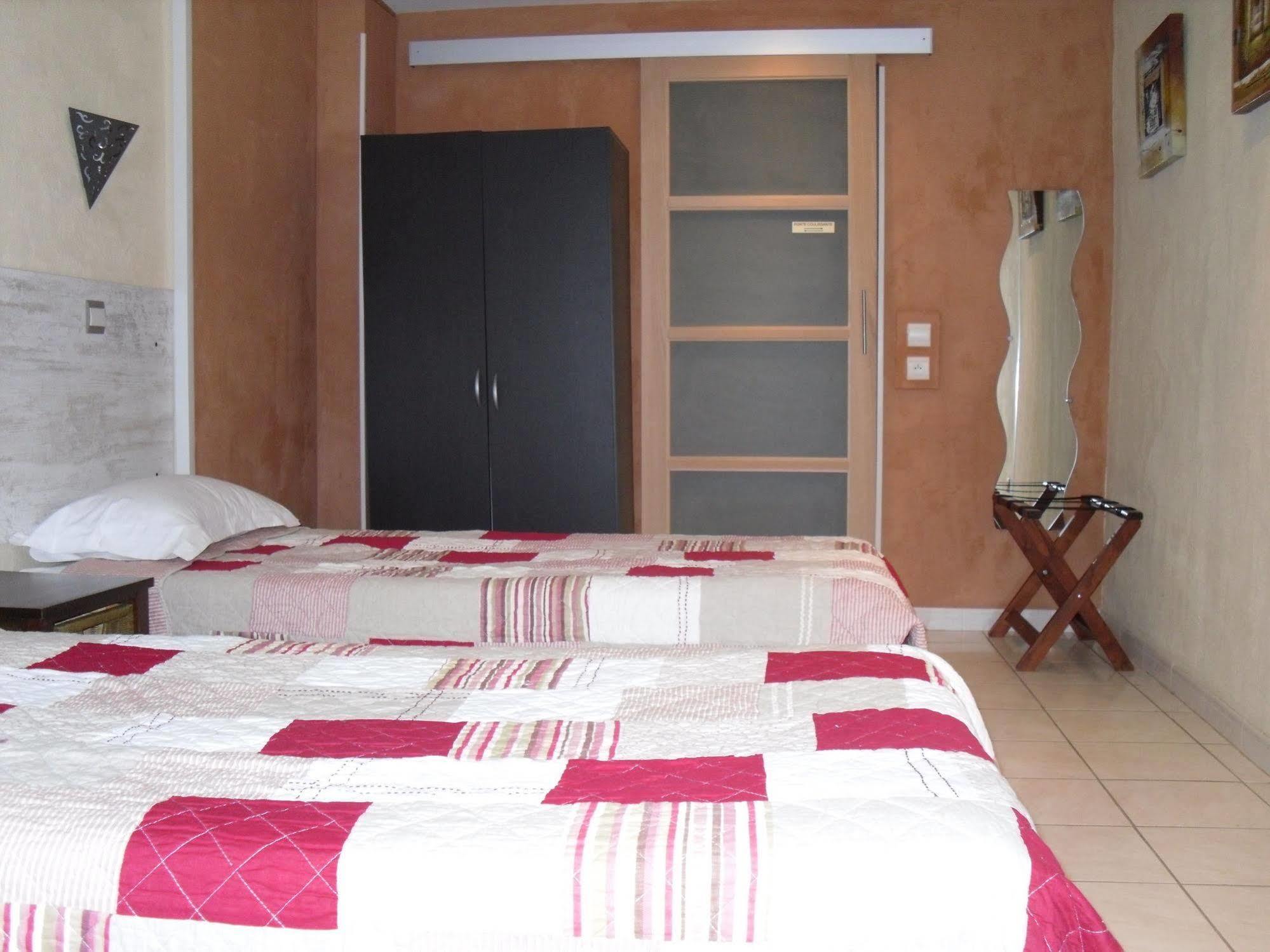 Hotel Le Nid Argeles-sur-Mer Bagian luar foto